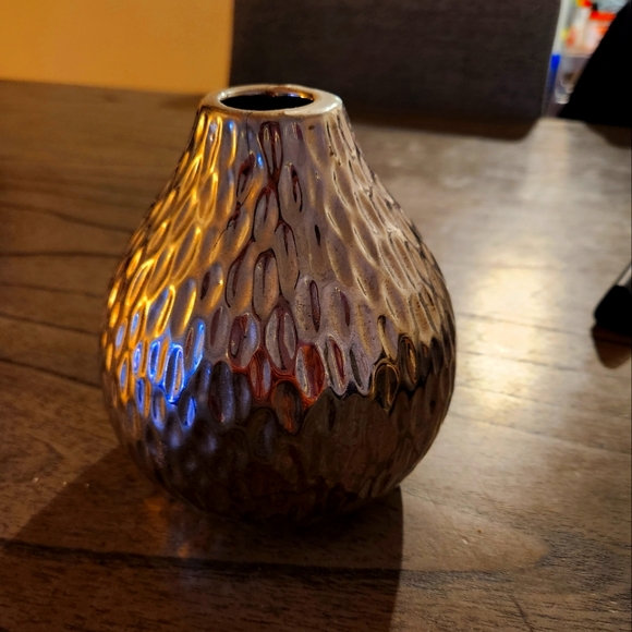 Vase - Picture 1 of 1